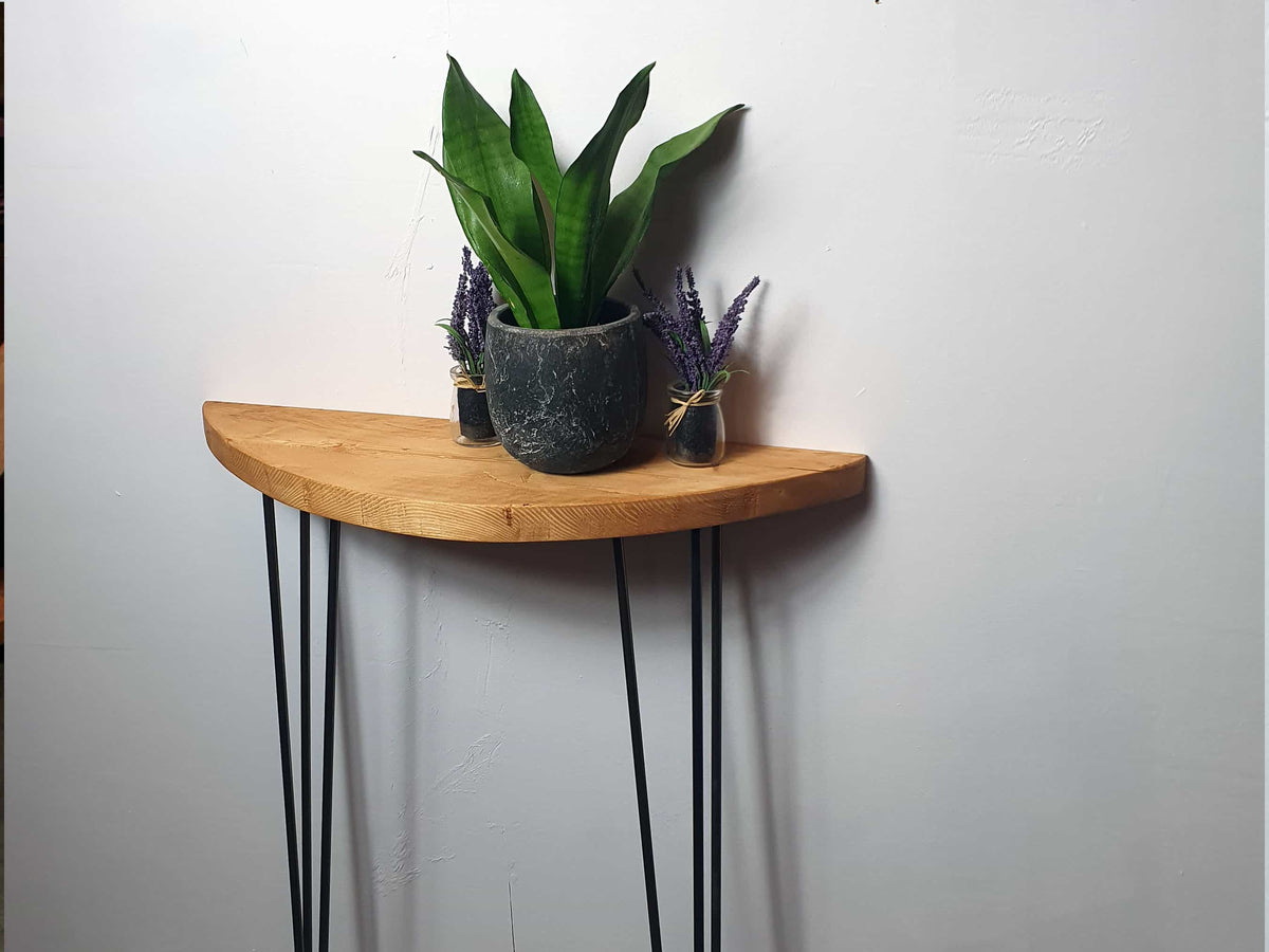 Semi Circle hairpin console